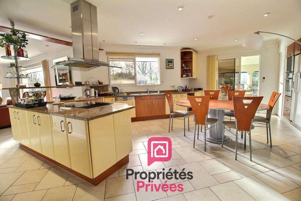 Maison à VILLEMANDEUR