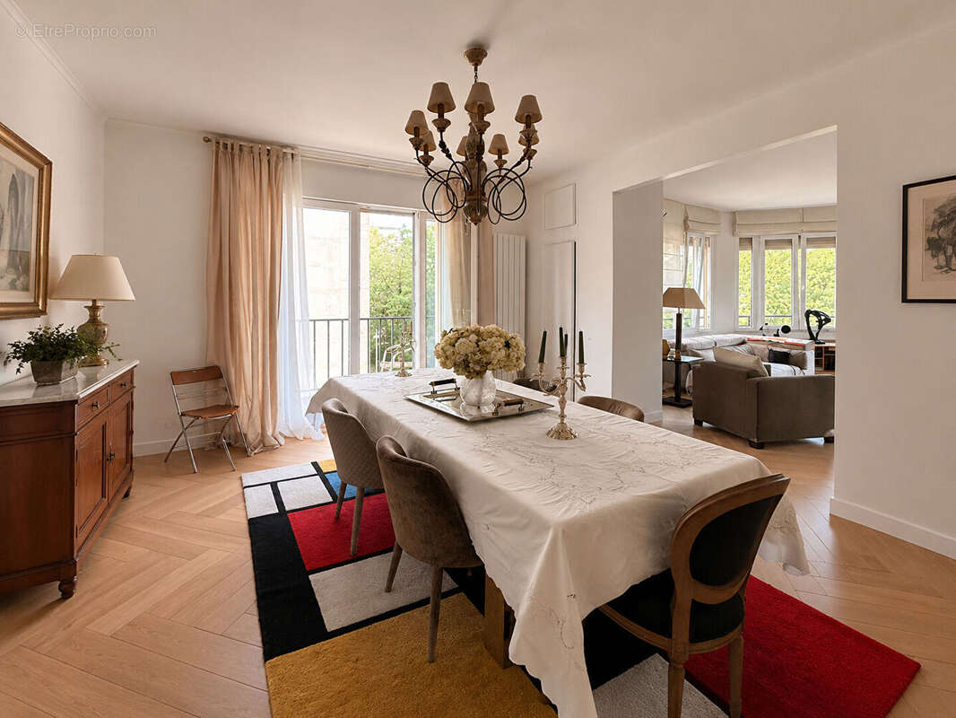 Appartement de prestige 4 pièces à vendre à Auteuil Nord, Paris - photo 4