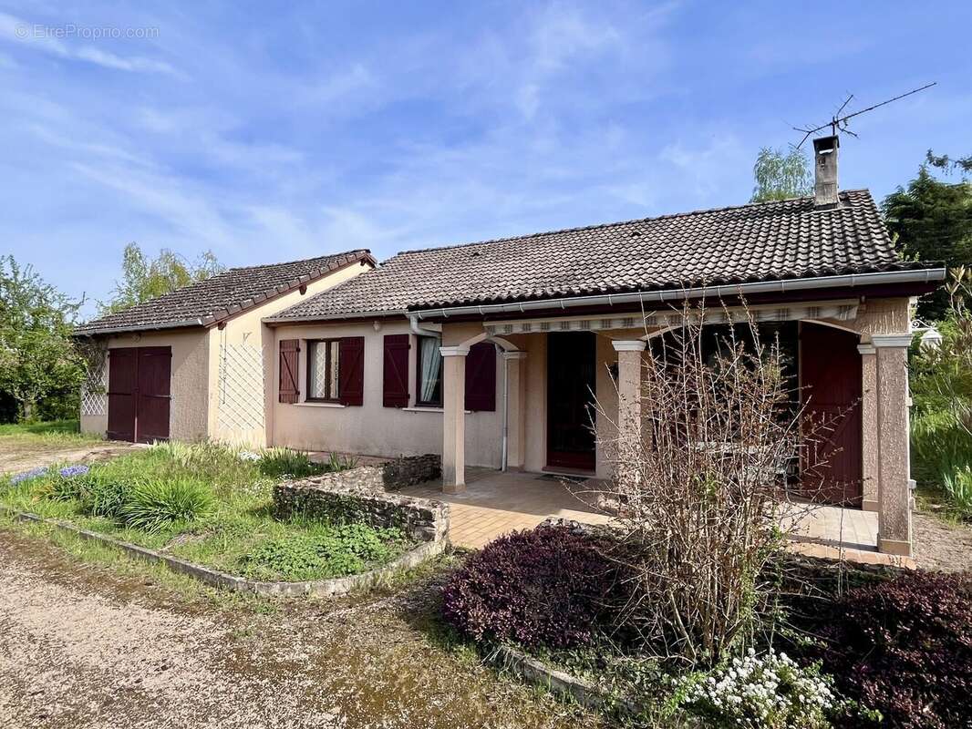 Maison à VILLEMOIRIEU