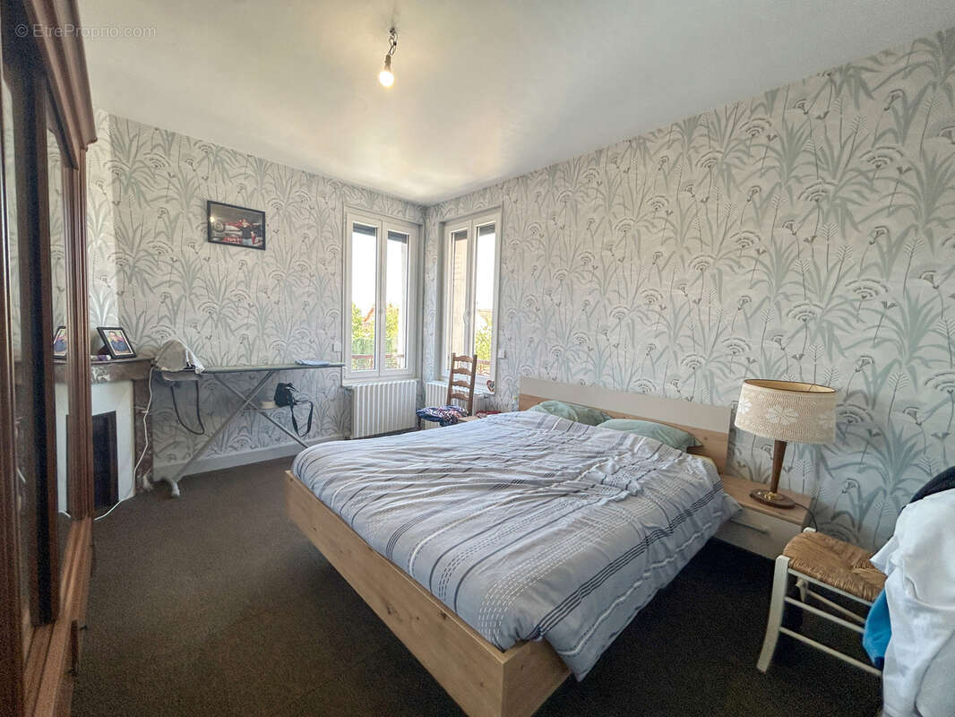 Maison centre-ville de Commentry - photo 9