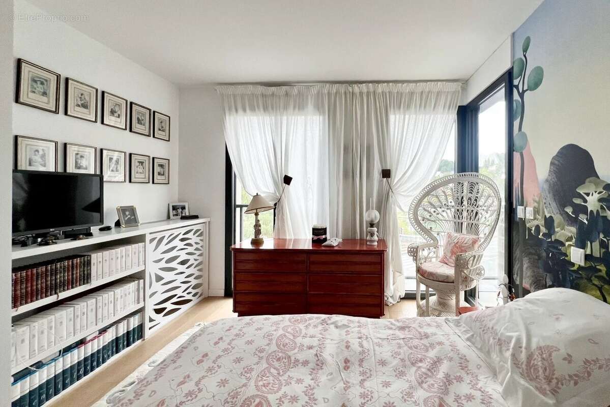 Appartement à SAINT-MAUR-DES-FOSSES