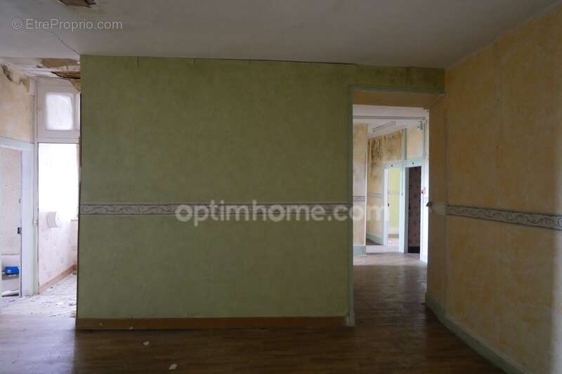 Maison à CHENERAILLES