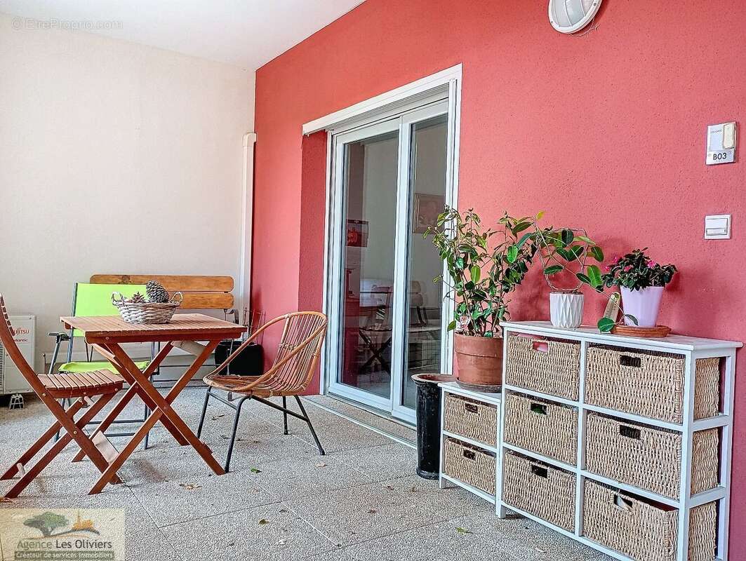 Appartement à JUVIGNAC