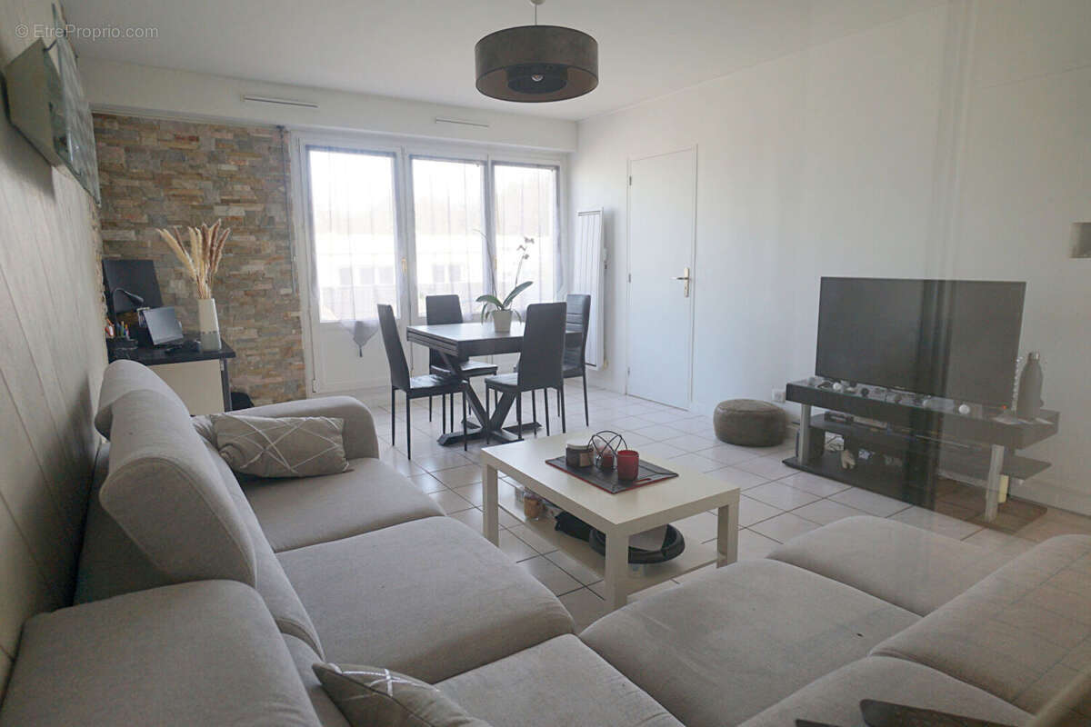 Appartement à AUBERGENVILLE