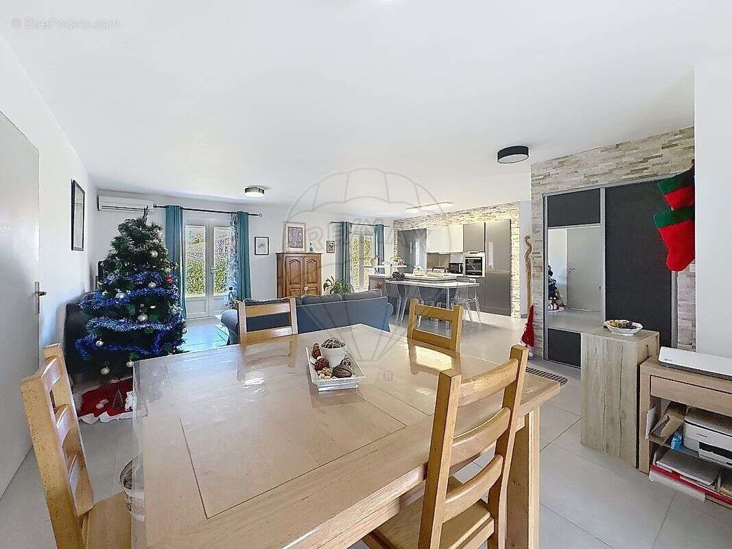 Maison à SAINT-GENIES-DE-MALGOIRES