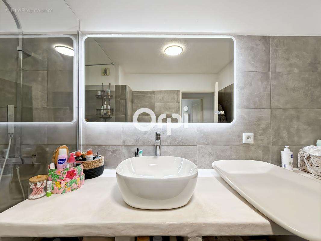 Appartement à AUBAGNE