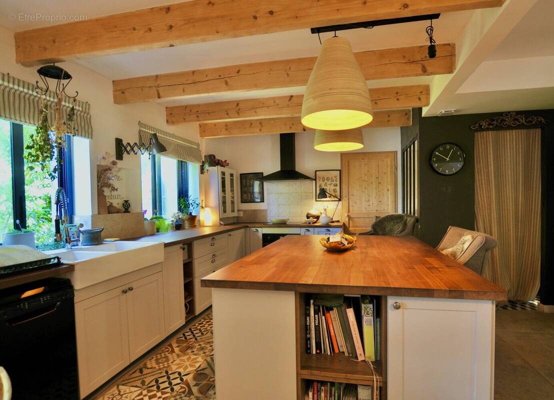 Maison à SUSSARGUES