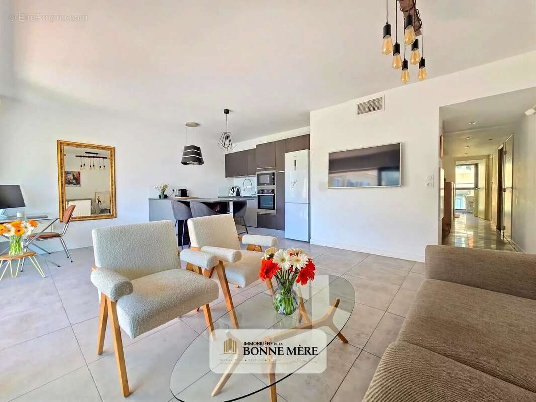 Appartement à MARSEILLE-8E