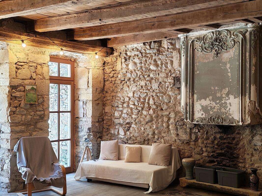 Maison à SAINT-GENIEZ-D&#039;OLT