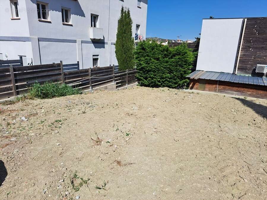 Terrain à LE ROVE