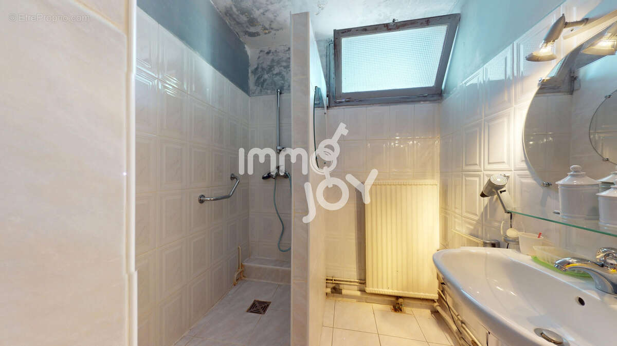 Appartement à fort potentiel - BEZIERS - photo 15