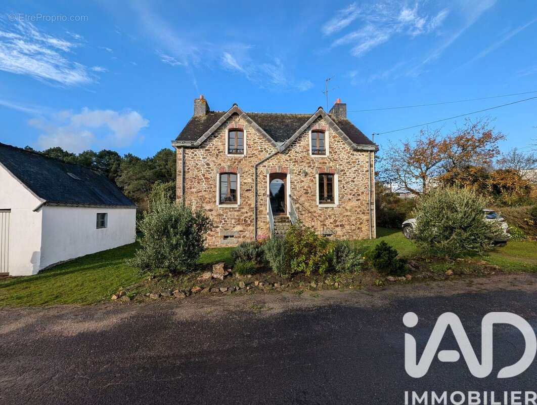 Photo 2 - Maison à LANDAUL