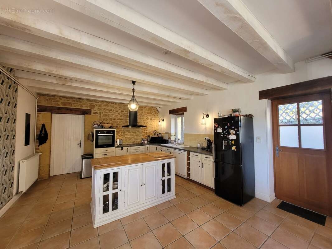 Propriete à vendre 10 pièces MAUZAC ET GRAND CASTANG (24) - photo 4