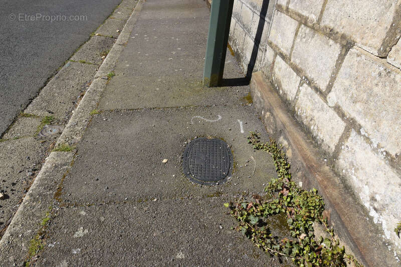 Terrain à SAINT-BOMER-LES-FORGES