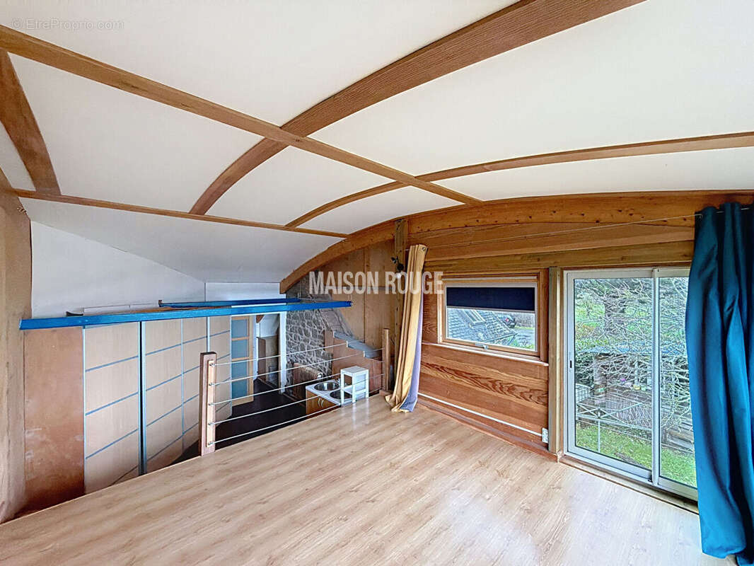 Maison atypique - Vie de plain-pied avec vue dégagée - Maison avec atelier  habitable - Langueux - photo 9