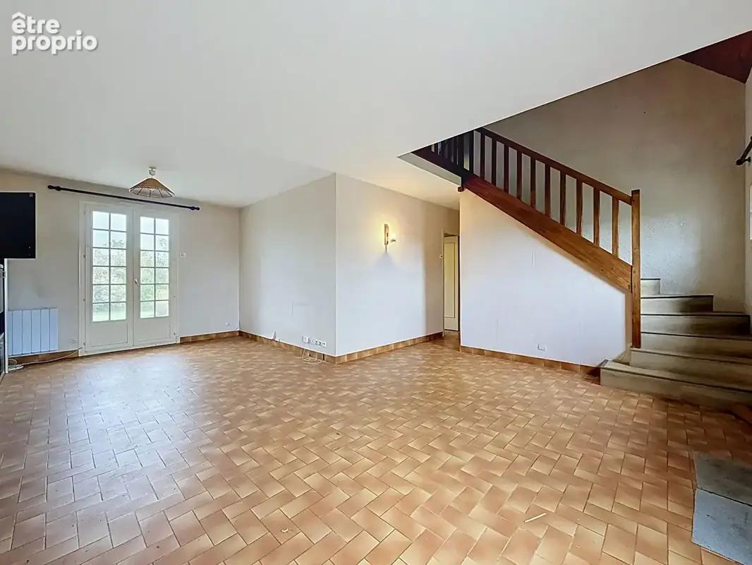 Valloire-sur-cisse ? maison familiale de qualité, 4 chambres, sous-sol complet et beau terrain arboré - photo 4
