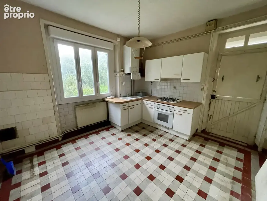 Maison de caractère à rénover - photo 6