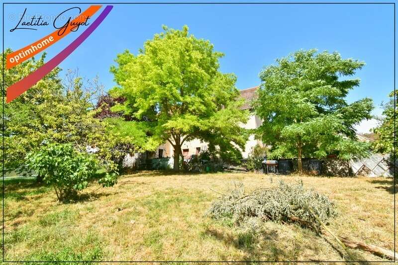 Maison de caractère 175 m² – Beaux volumes, jardin, puits et grenier aménageable – Saint-Menoux - photo 11