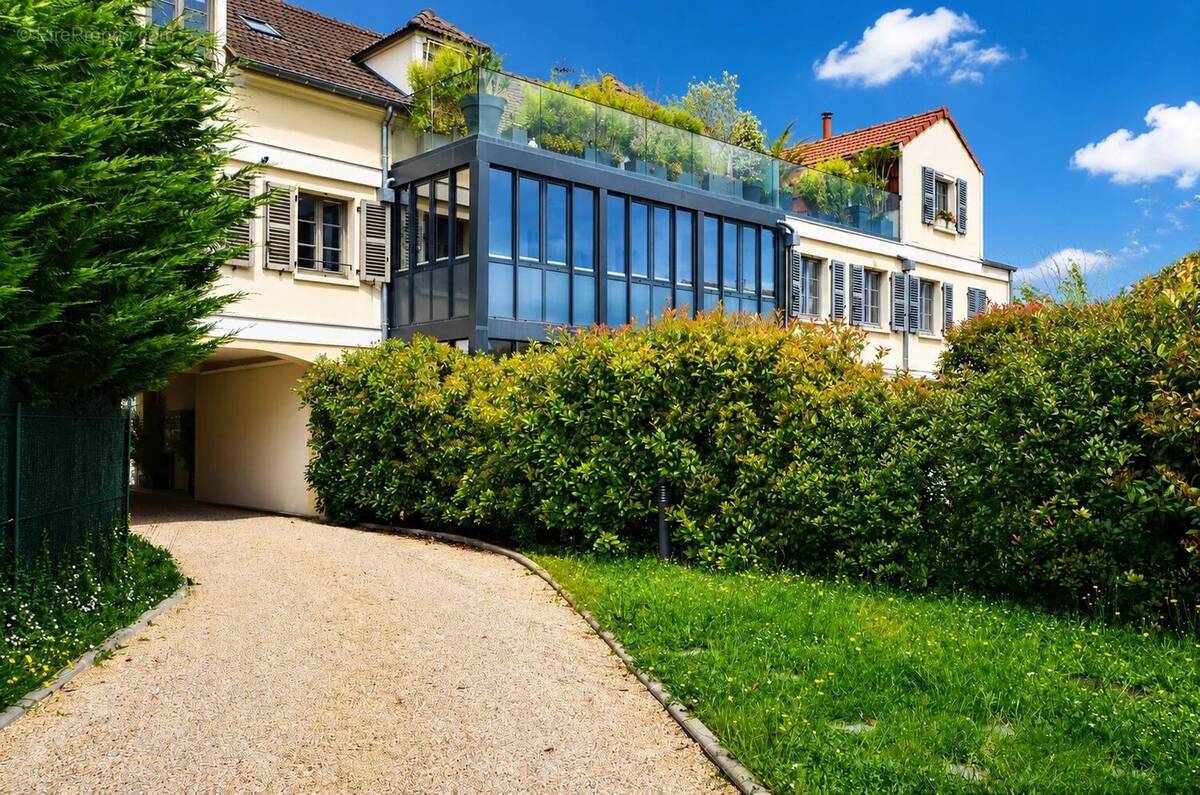 Appartement à CROISSY-SUR-SEINE