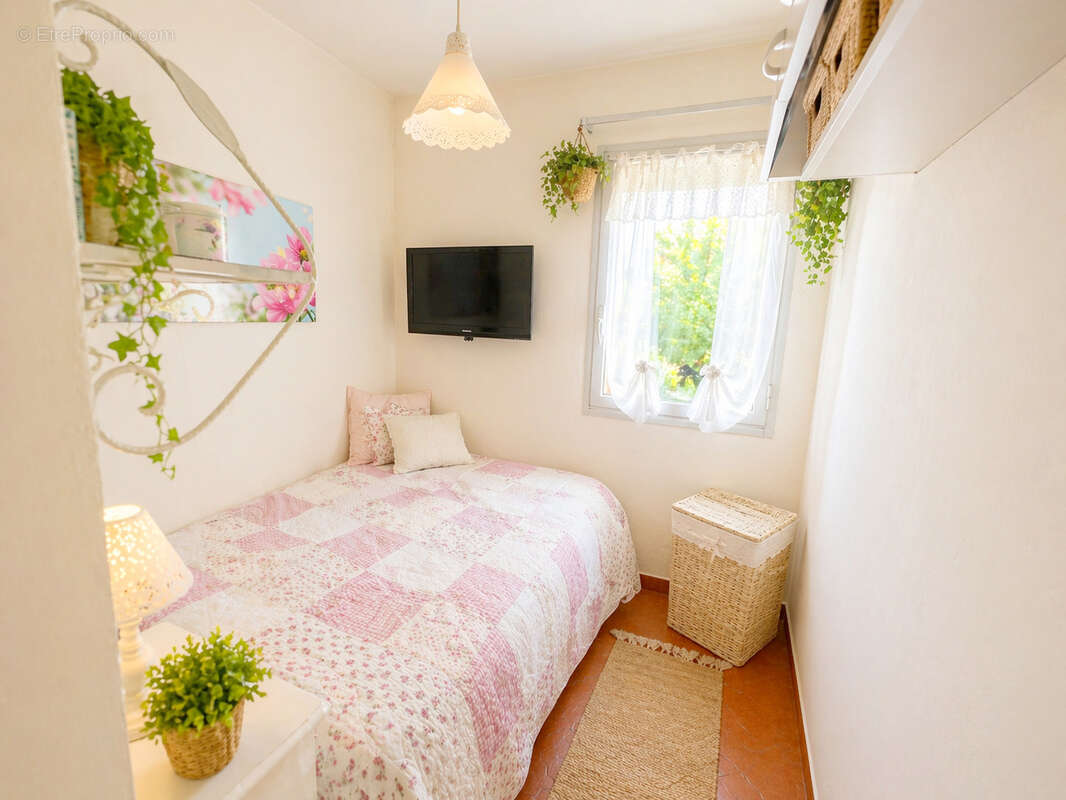 Appartement à SAINT-MANDRIER-SUR-MER