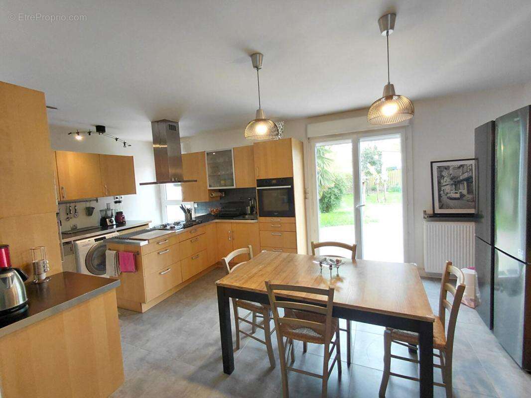 Maison à LE CELLIER