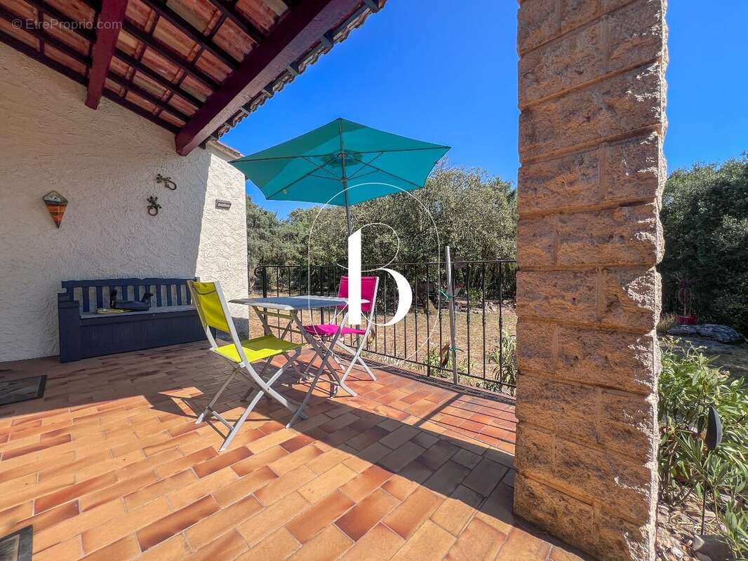 Maison 57 m² à Mejannes-Le-Clap  - photo 2