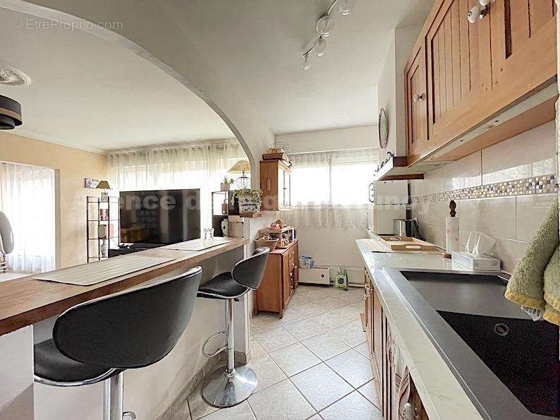 Cuisine 2 - Appartement à BRUNOY