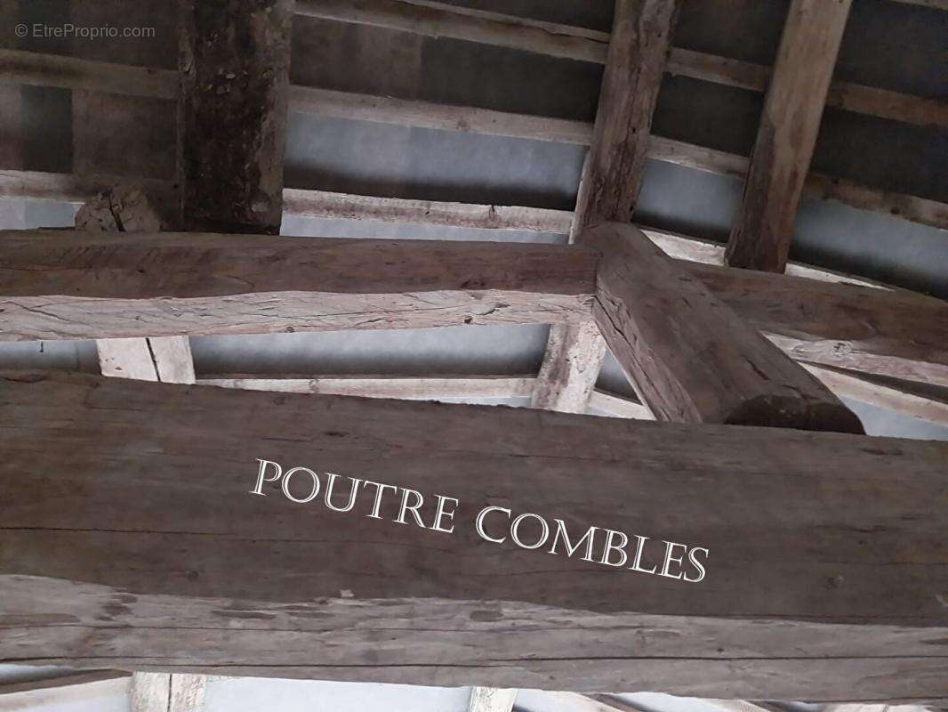 Maison à SAINT-GUIRAUD