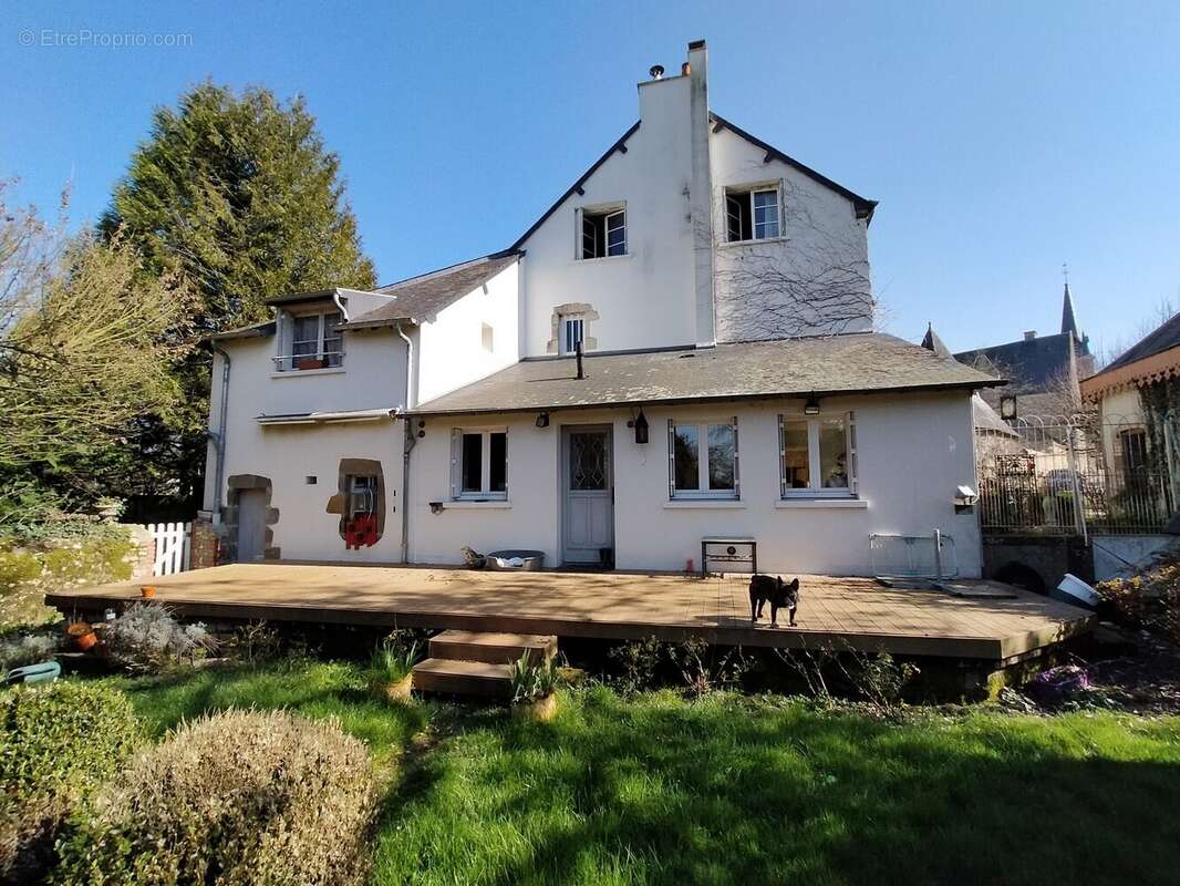 Maison à vendre Sougé le Ganelon terrasse - Maison à SOUGE-LE-GANELON
