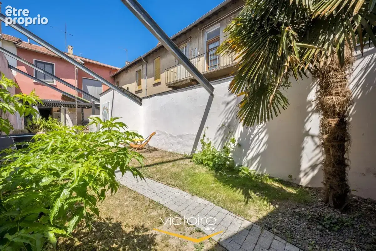 Maison T6 lumineuse et traversante - 4 ch + dépendance - Terrasse et jardin - photo 23