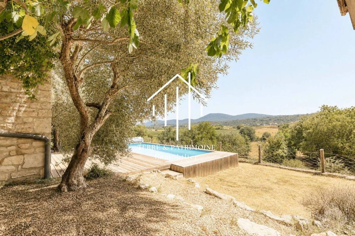 Maison à BARJAC