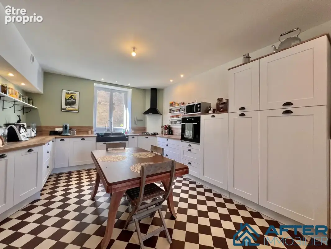 Maison 161 m² à Parux  - photo 3