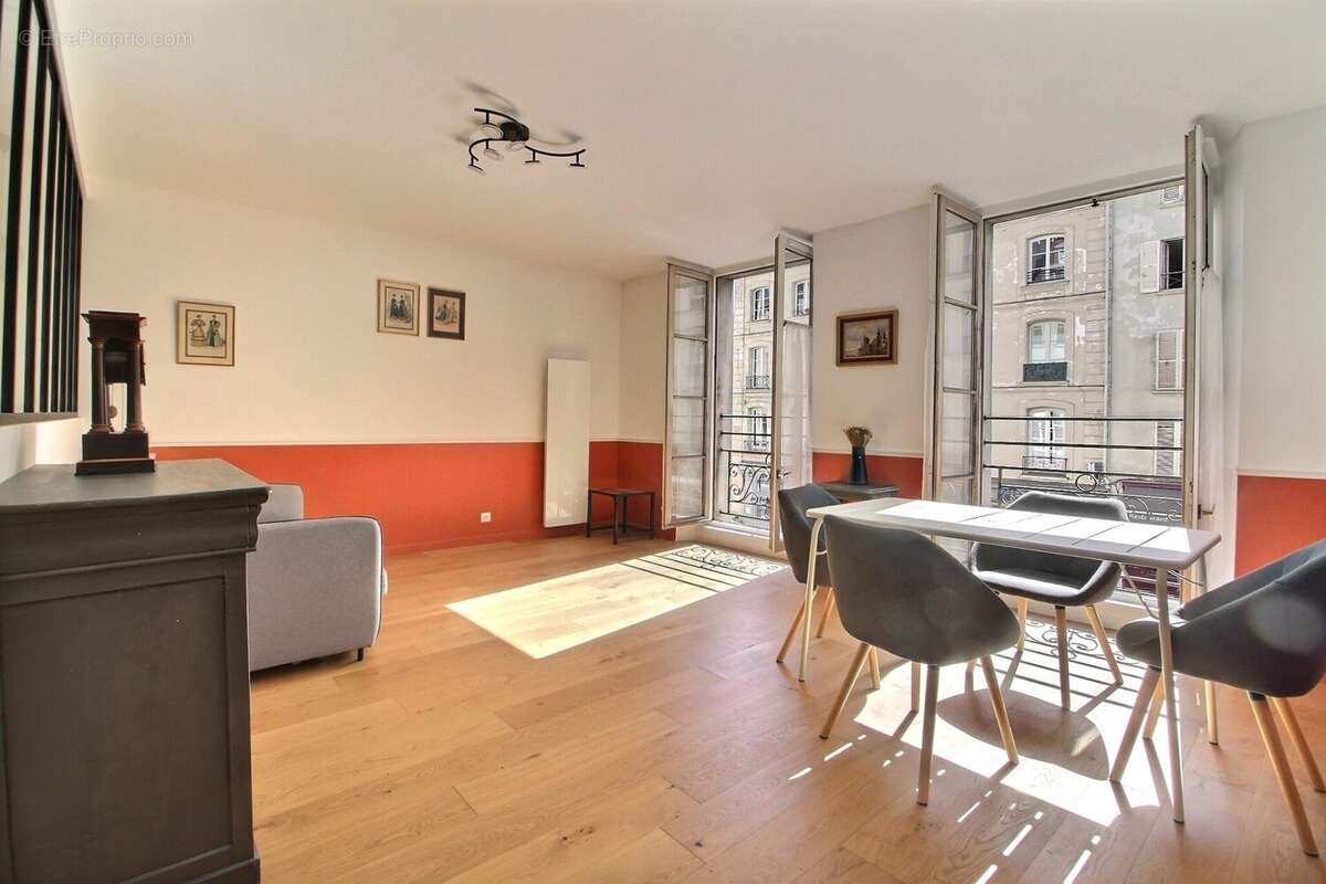 Appartement à VERSAILLES