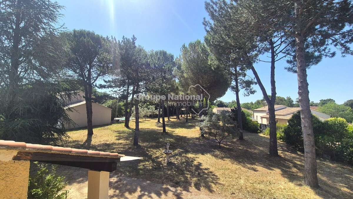 Maison à MAZAN