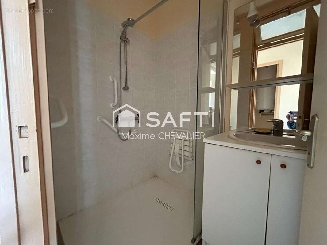Maison 63 m² à Orsennes  - photo 4