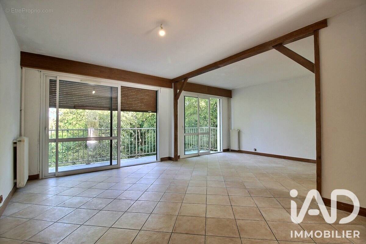 Photo 1 - Appartement à EVRY