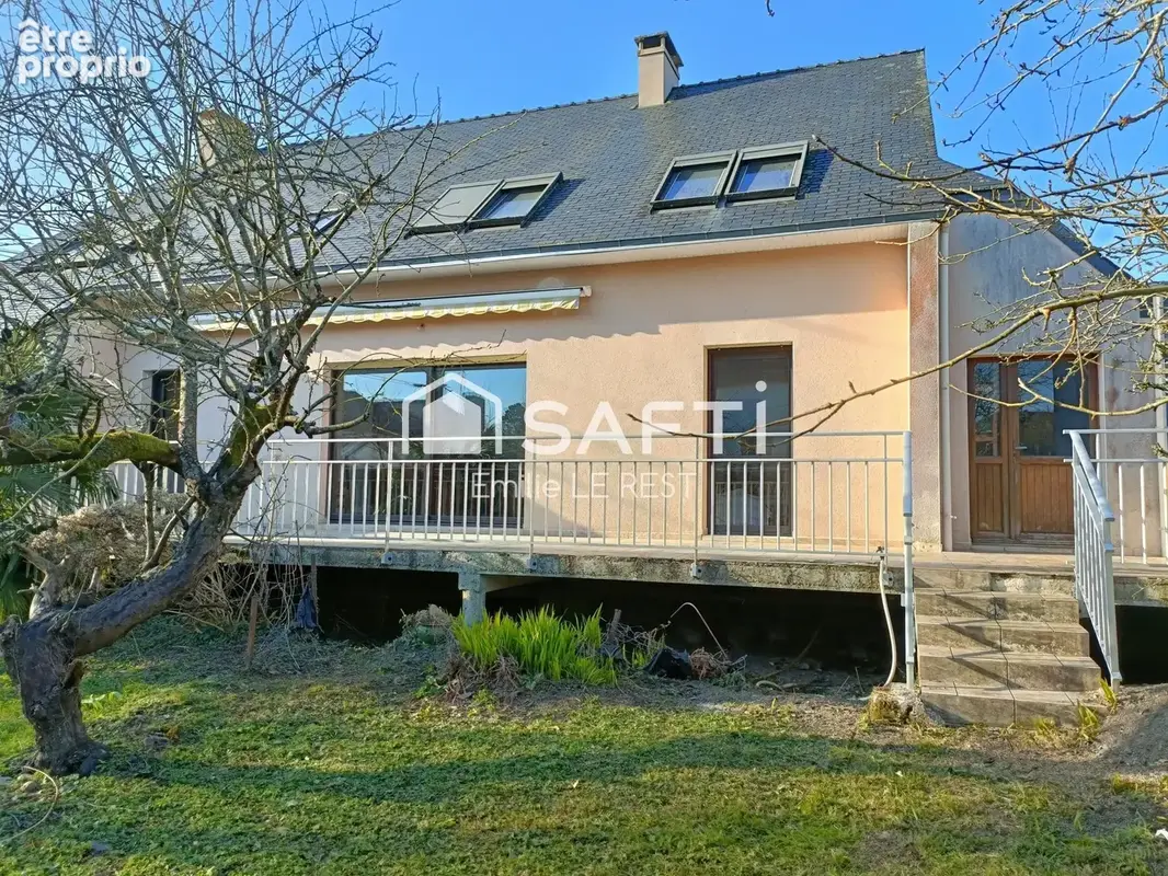 Photo 1 - Maison à CHATEAULIN