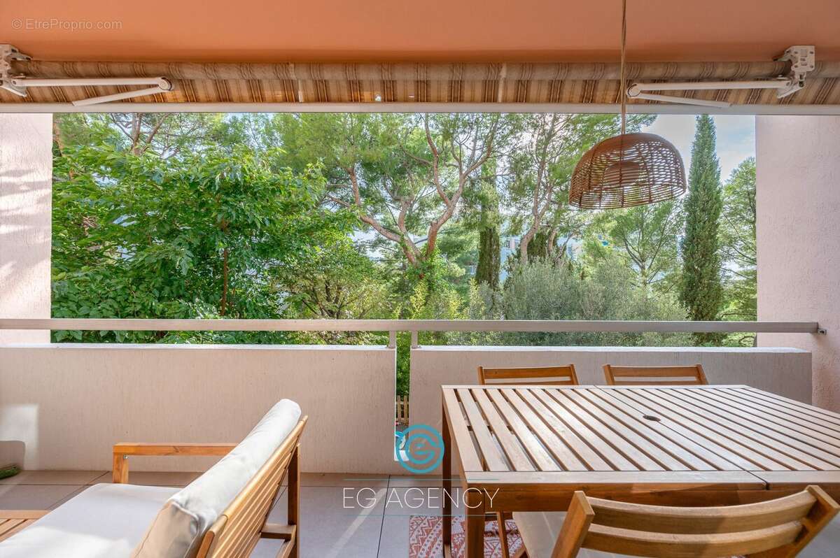 Appartement à MARSEILLE-8E