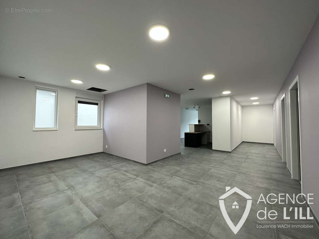 Commerce à DAMBACH-LA-VILLE