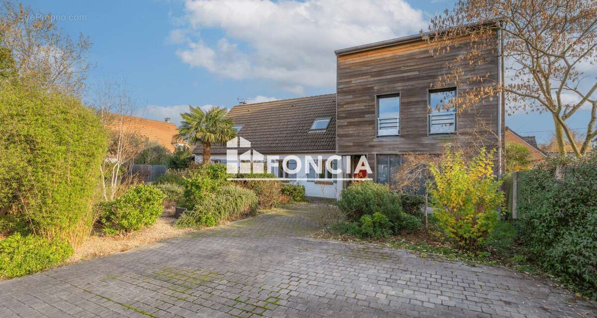 Maison à FRANCONVILLE