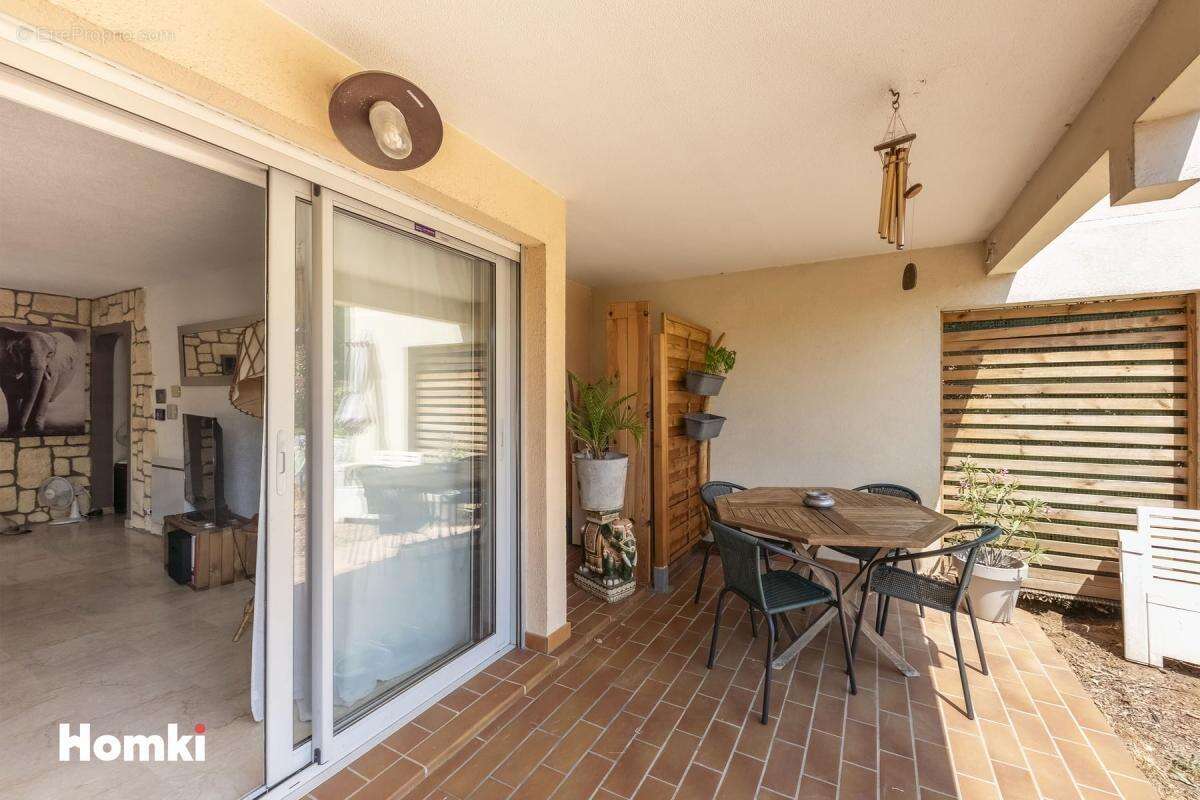 Appartement T3 de 61 m² à Saint-Raphaël 83700 - photo 4