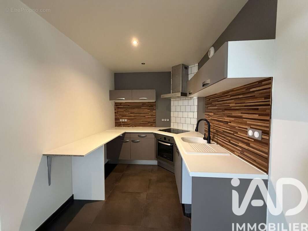 Maison 77 m² à Sevrey  - photo 4