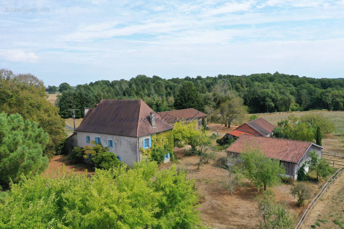 Maison à SAINT-JORY-LAS-BLOUX