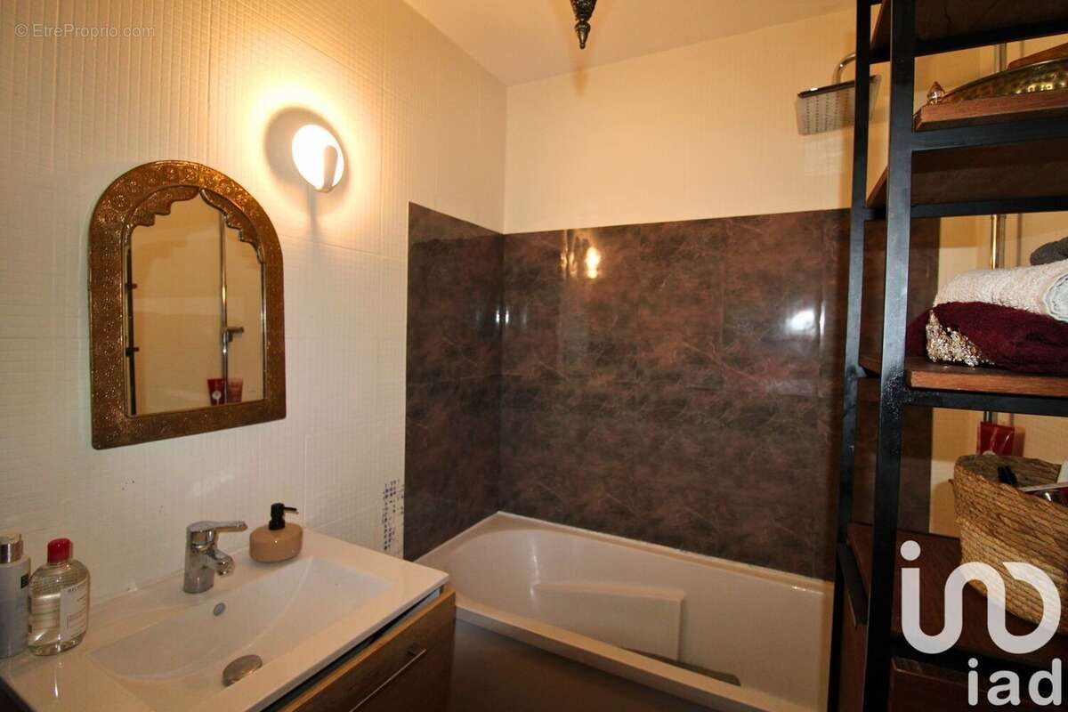 Photo 4 - Appartement à SAINT-ETIENNE-DU-ROUVRAY