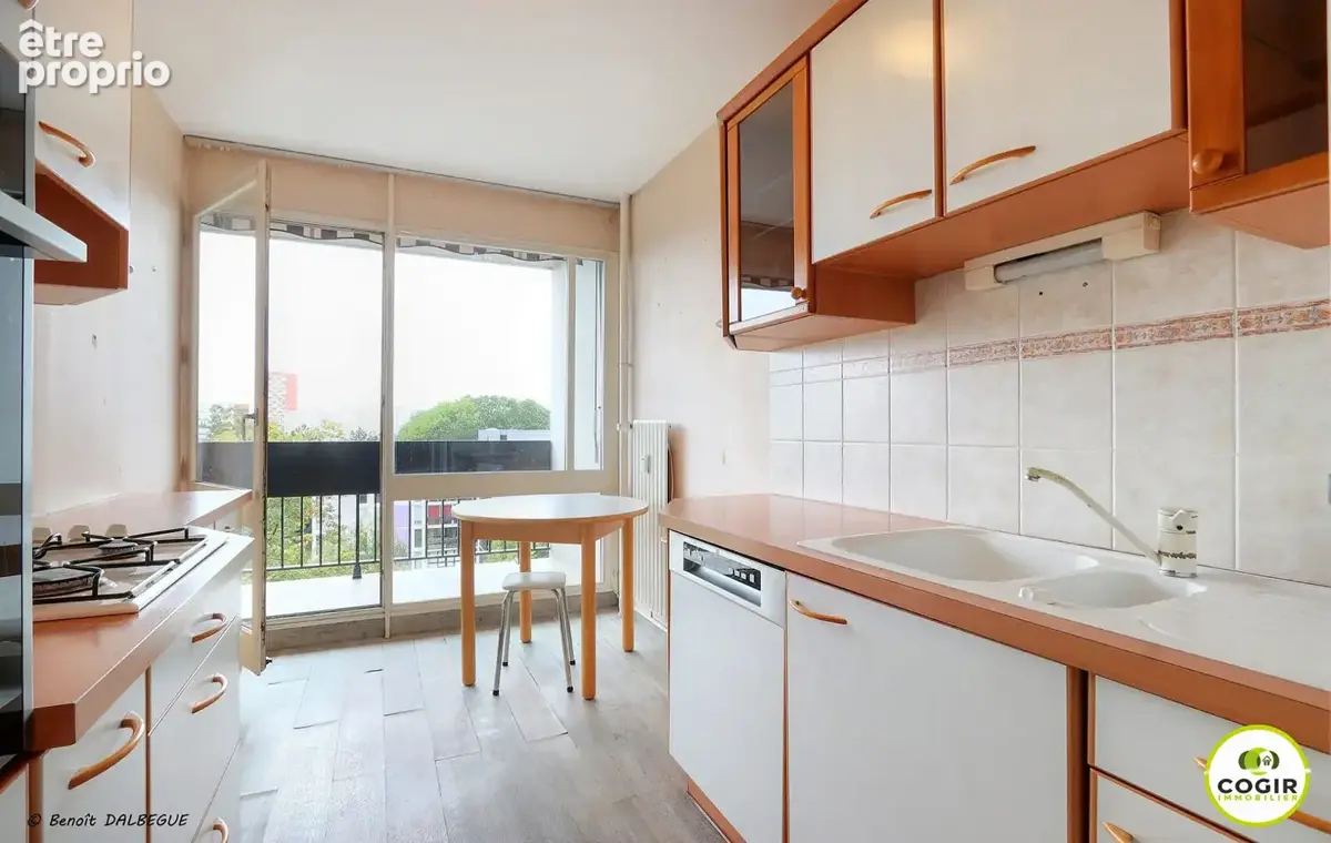 Exclusivite rennes clemenceau / sacre -coeurs / ste therese / gare appartement rennes 3 pièce(s) 62.37 m2 terrasse garage ascens - photo 5