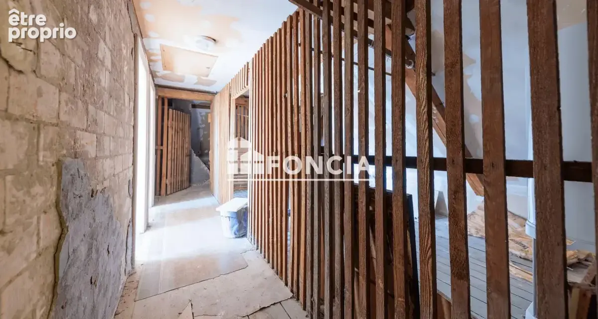 À vendre – maison de ville avec 2 appartements loués et potentiel d’aménagement - photo 15