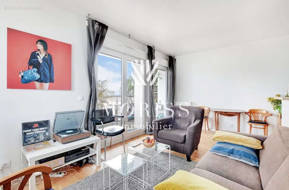 Appartement à NEUILLY-SUR-SEINE