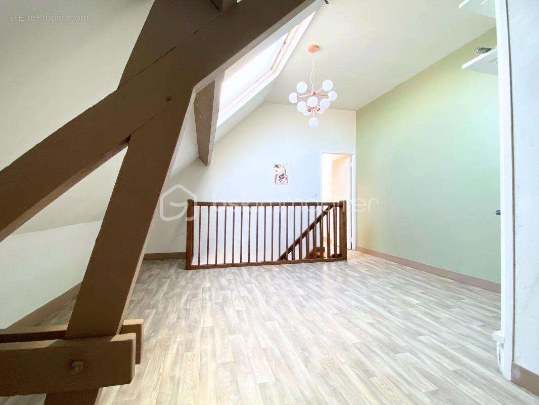 Appartement à SAVIGNY-SUR-ORGE