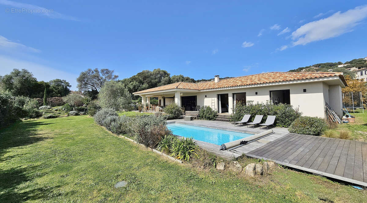 Maison à BASTELICACCIA