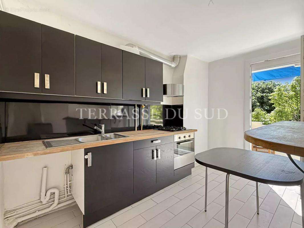 Appartement à MARSEILLE-8E